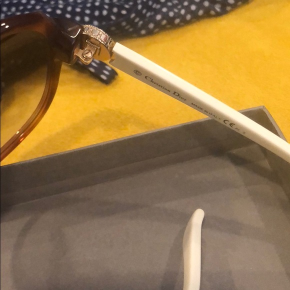 Dior Sunglasses - Picture 4 of 5